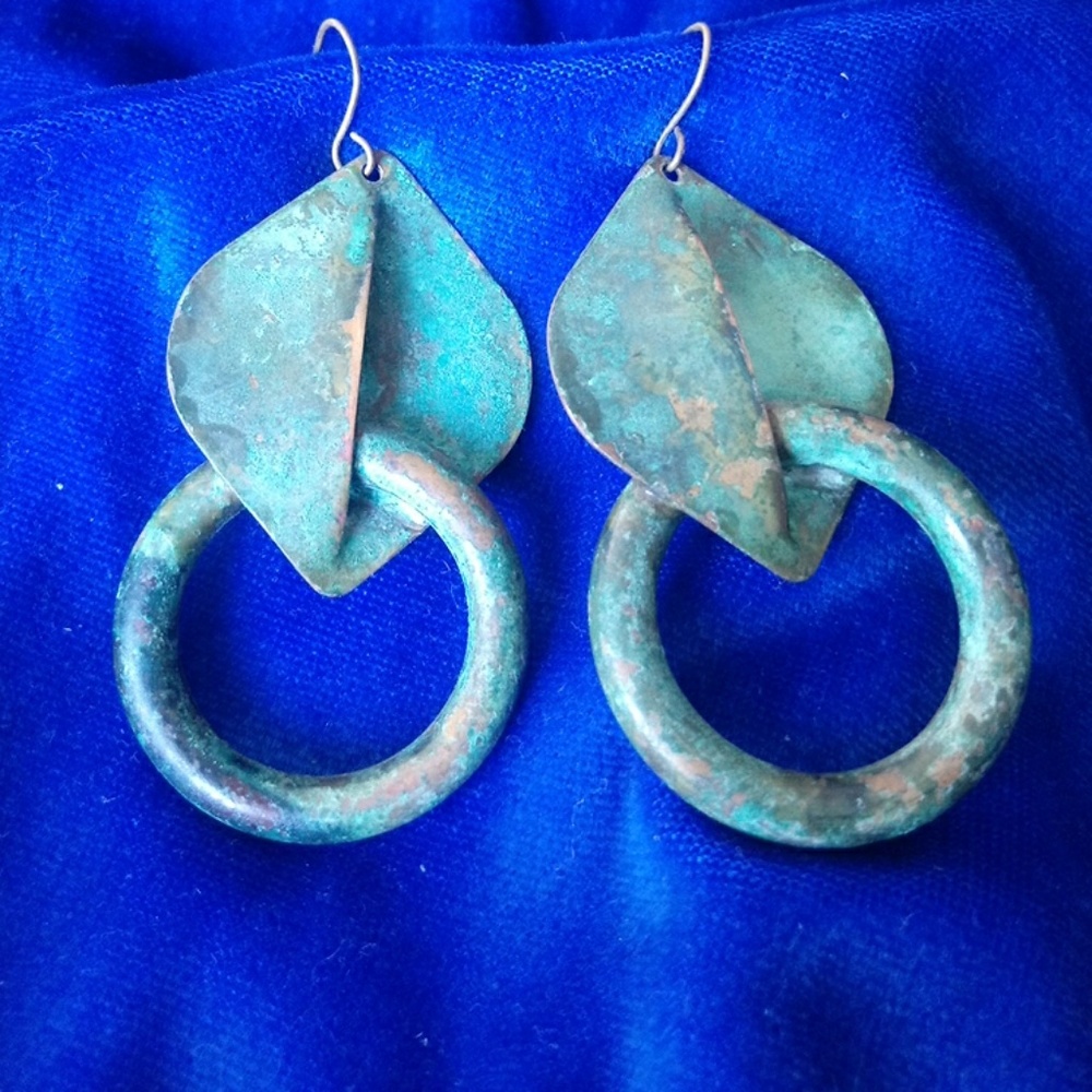 UNIQUE RETRO EARRINGS